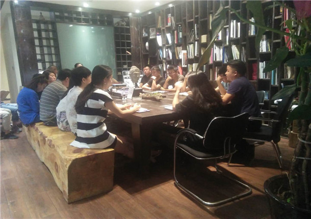 �N��8��13�չ����㱨����