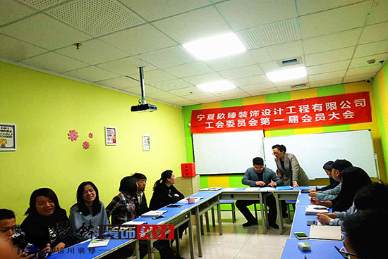 ������ף���������������ίԱ���һ���Ա���Բ���ɹ�