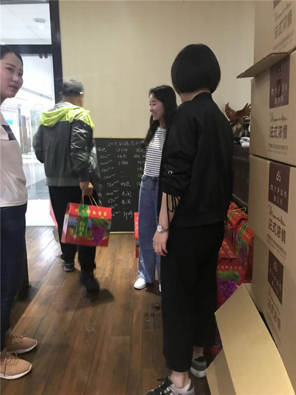 ������Բ���N��װ��ףԸȫ��Ա�����տ���|�����칫��װ��|�����칫��װ�����