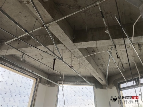 �����칫��װ�޹����ֳ�|�N�����